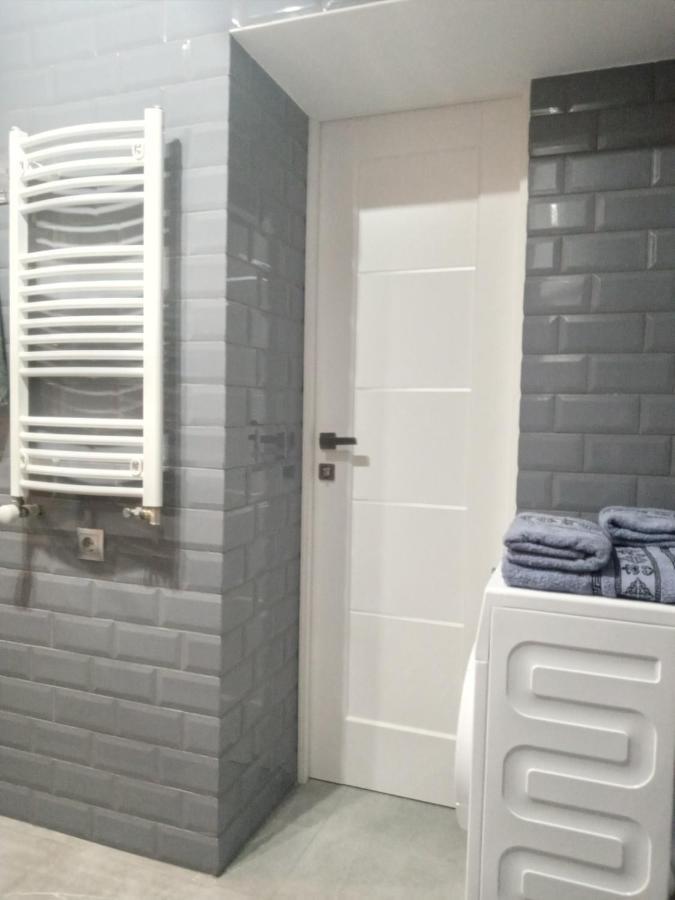 Апартаменты Ужгород Uzhhorod Exterior foto